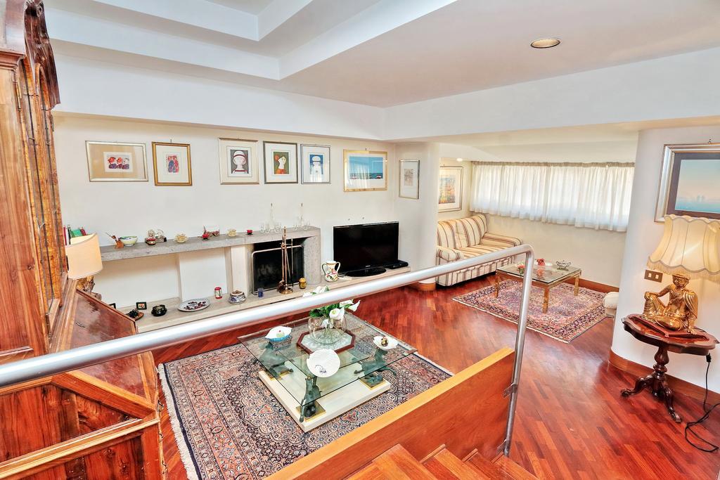 Frattina Family Romantic Superior Suite Exterior photo