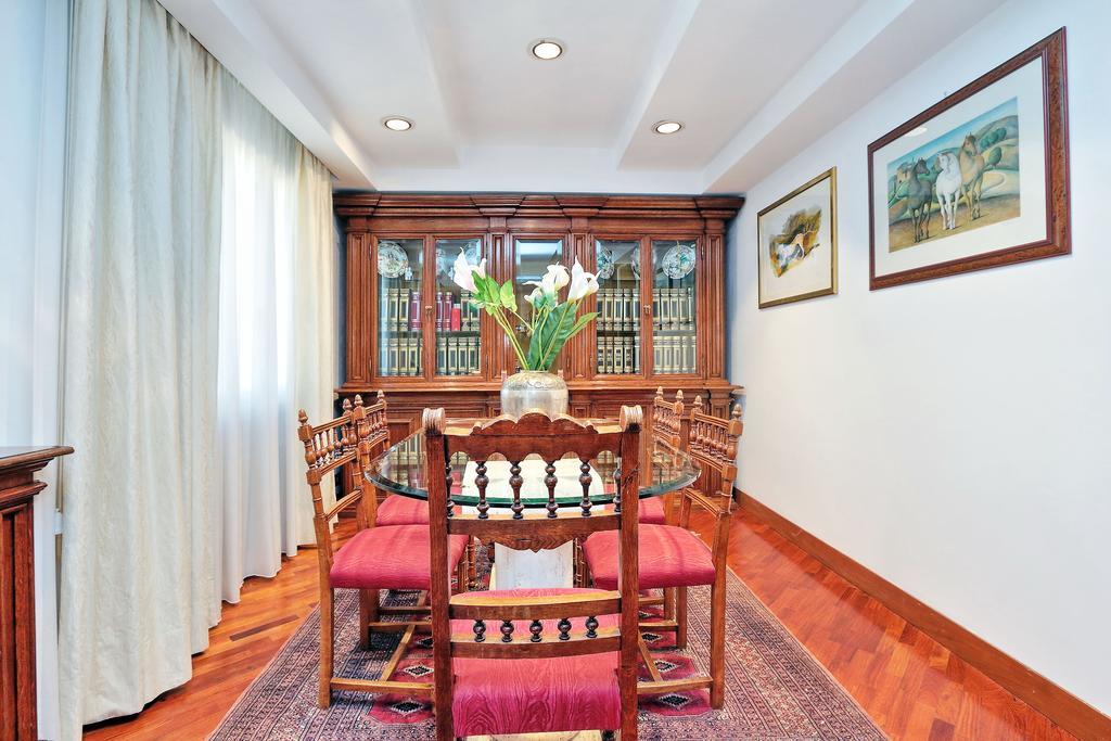 Frattina Family Romantic Superior Suite Exterior photo